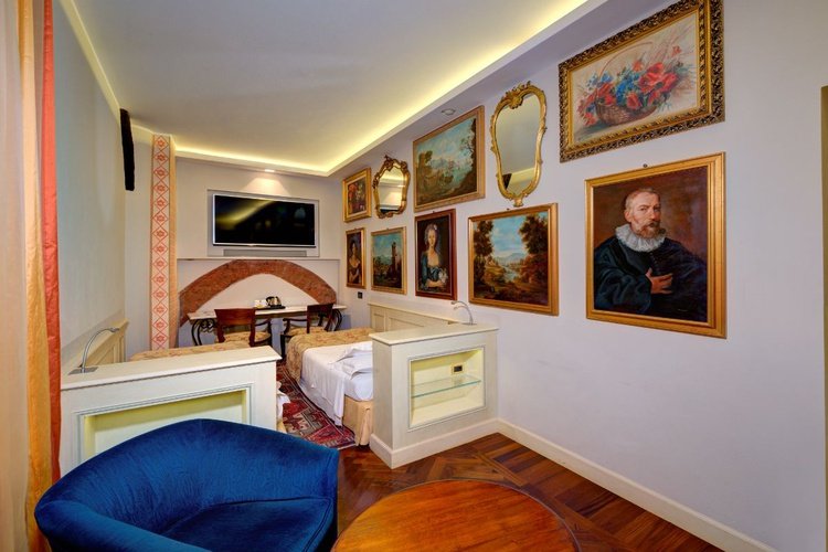 Классический двухместный номер art hotel commercianti болонье Классический двухместный номер art hotel commercianti болонье