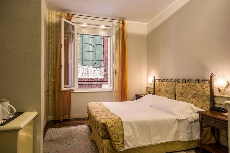Классический двухместный номер art hotel commercianti болонье Классический двухместный номер art hotel commercianti болонье