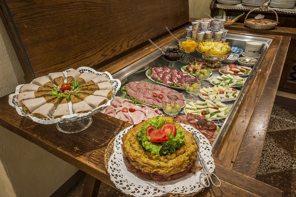   Art Hotel Commercianti болонье