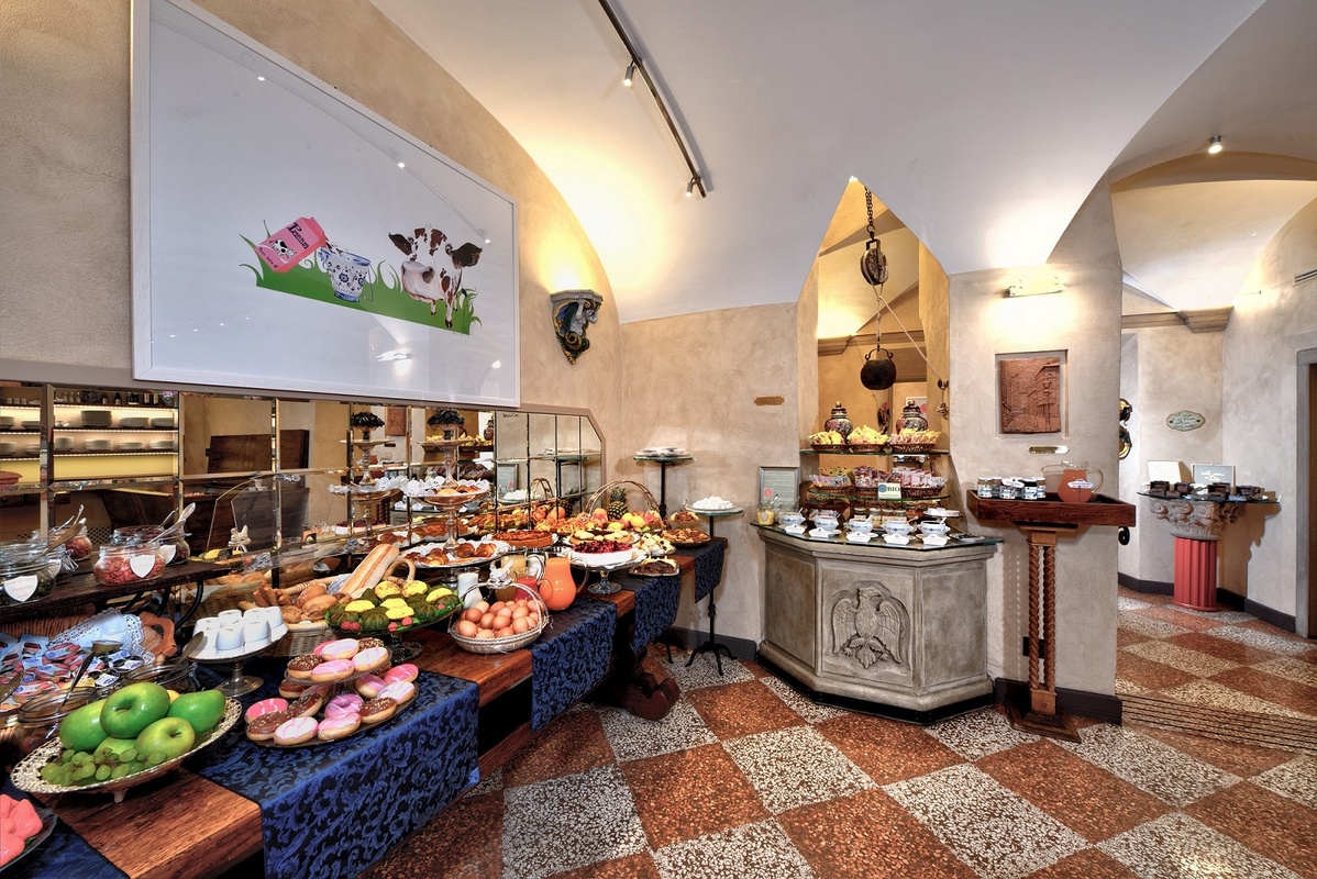   Art Hotel Commercianti болонье