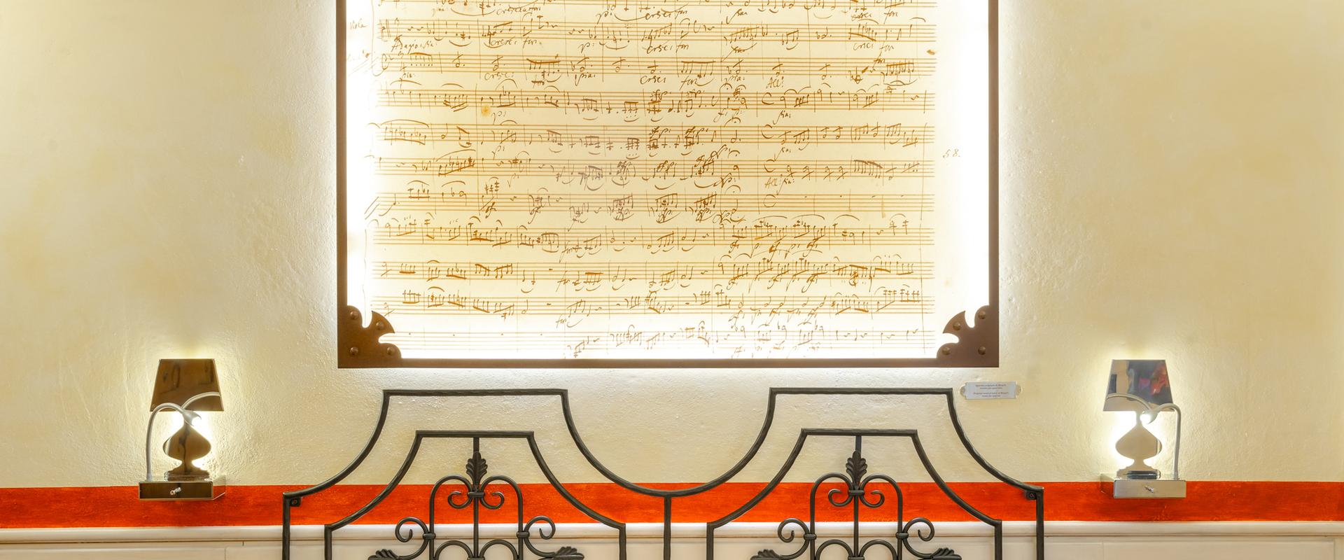 BOLOGNA: “CITY OF MUSIC” Art Hotel Commercianti болонье BOLOGNA: “CITY OF MUSIC” Art Hotel Commercianti болонье